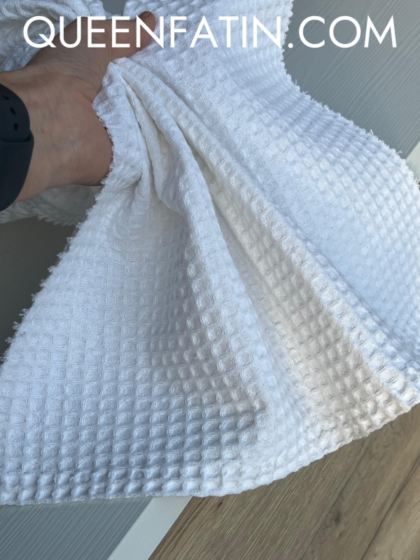 10629